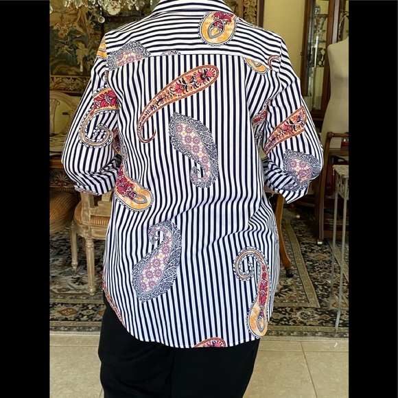 Chico’s No Iron Button Down Long Blouse Stripe - Picture 3 of 6